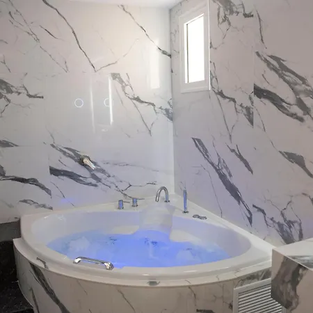 Jensen Luxury 4*