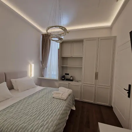 Hotel apartamentowy Jensen Luxury Rhodes City