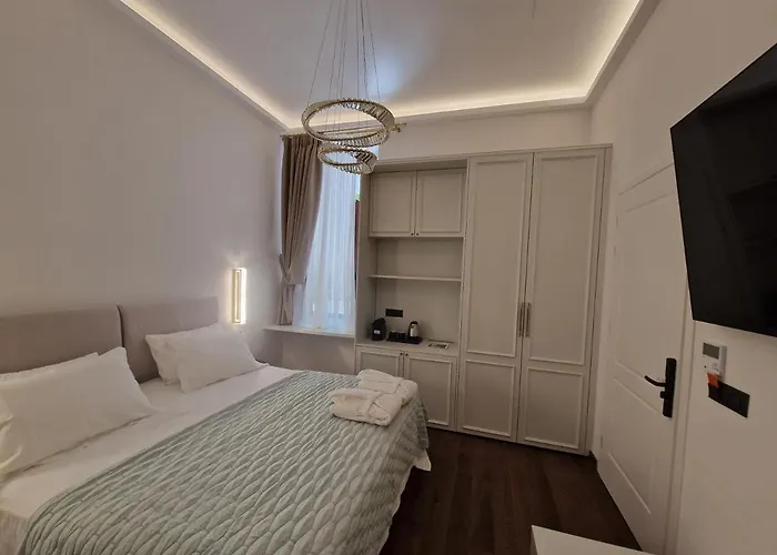 Hotel apartamentowy Jensen Luxury Rhodes City