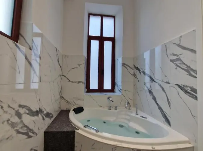 Hotel apartamentowy Jensen Luxury 4*