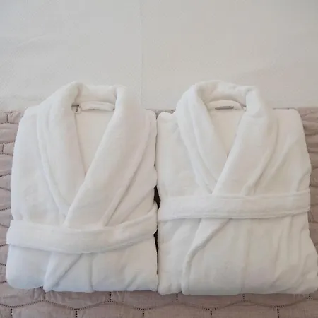 Jensen Luxury شقة فندقية