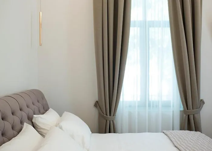 Jensen Luxury 4*