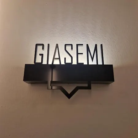 מלון דירות Jensen Luxury