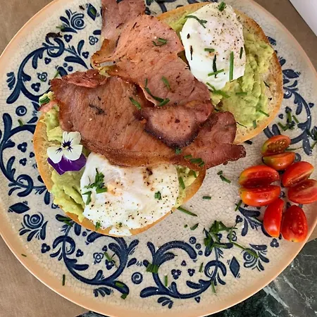 Jensen Luxury מלון דירות