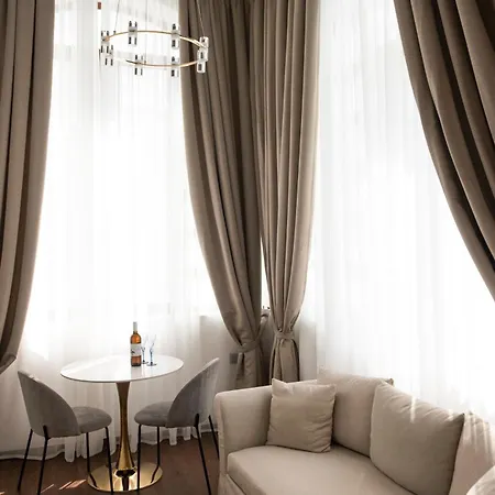 Jensen Luxury